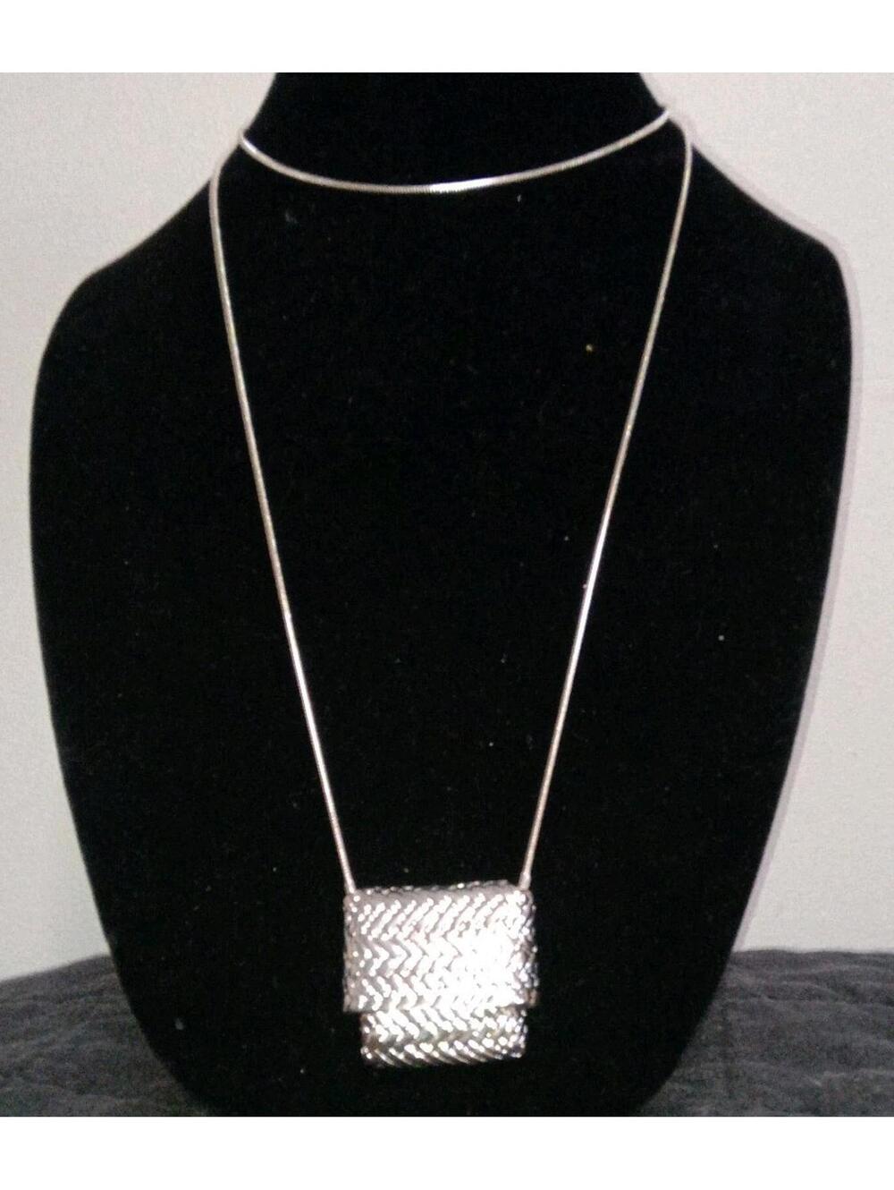 Elegant Square Woven Mini Bag Pendant Necklace Durable Alloy Jewelry